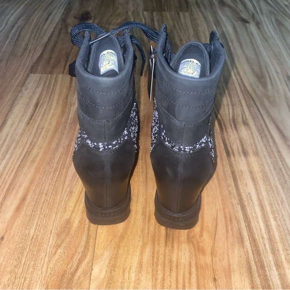 Sorel Joan of Arctic Wedge III Waterproof Booties - Picture 5 of 8